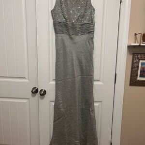 Cachet Silver Grey Sleeveless Mother of the Bride Dress Size 10